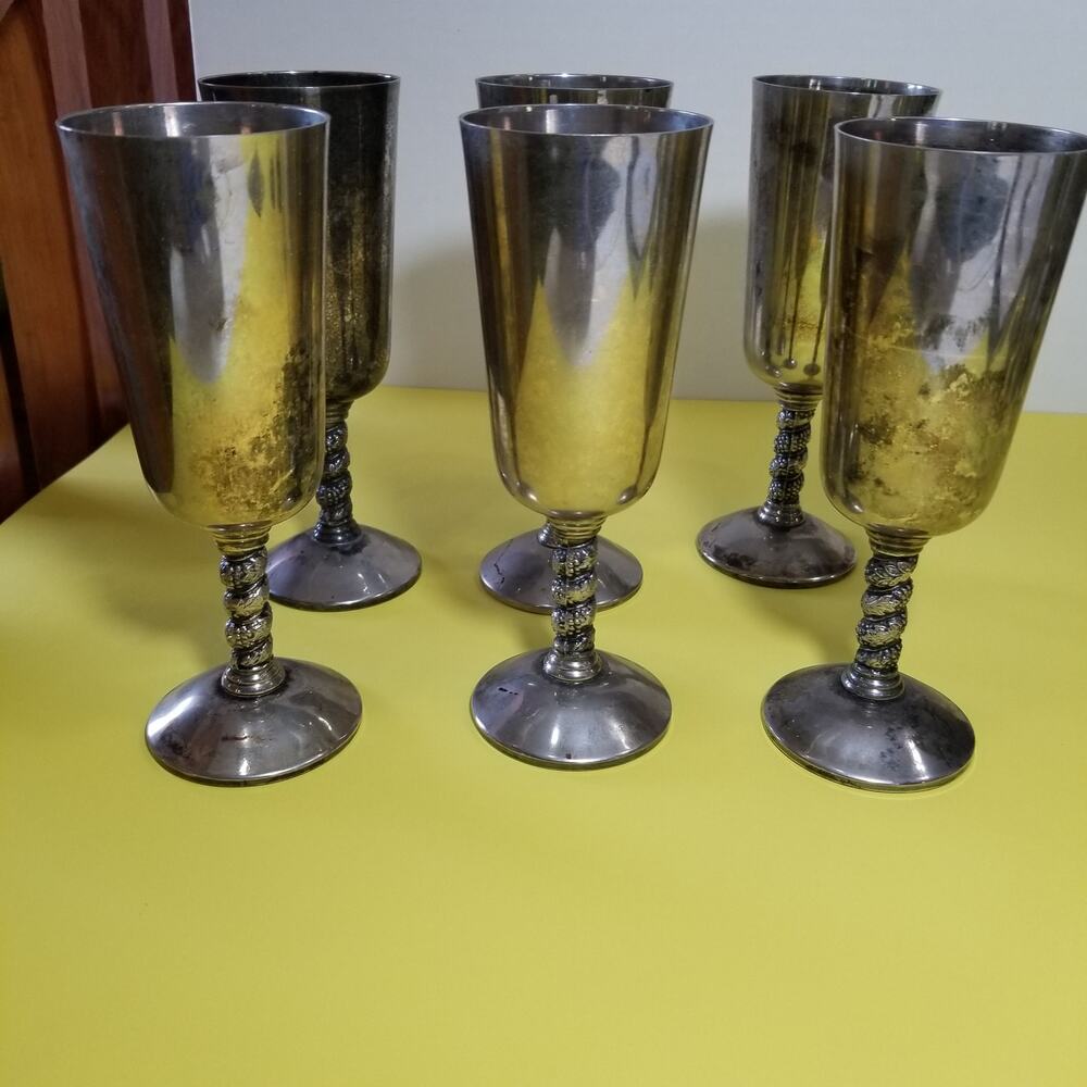 Roma S.L. made in Spain Madrid 6 3/4" tall six  needs polish